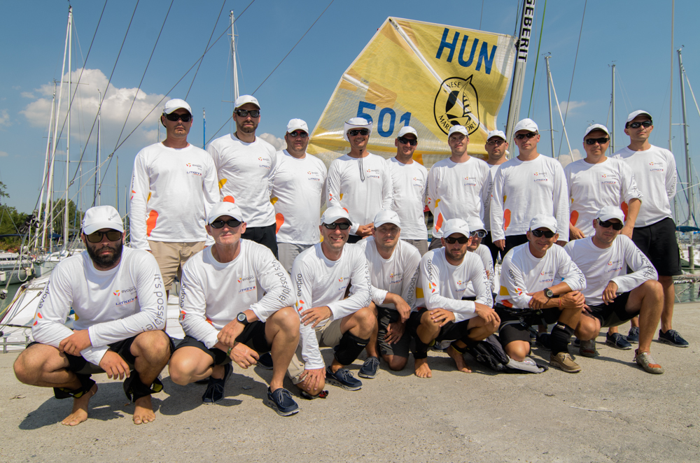 Az evopro-Lisa hajó legénysége Az evopro-Lisa hajó legénysége